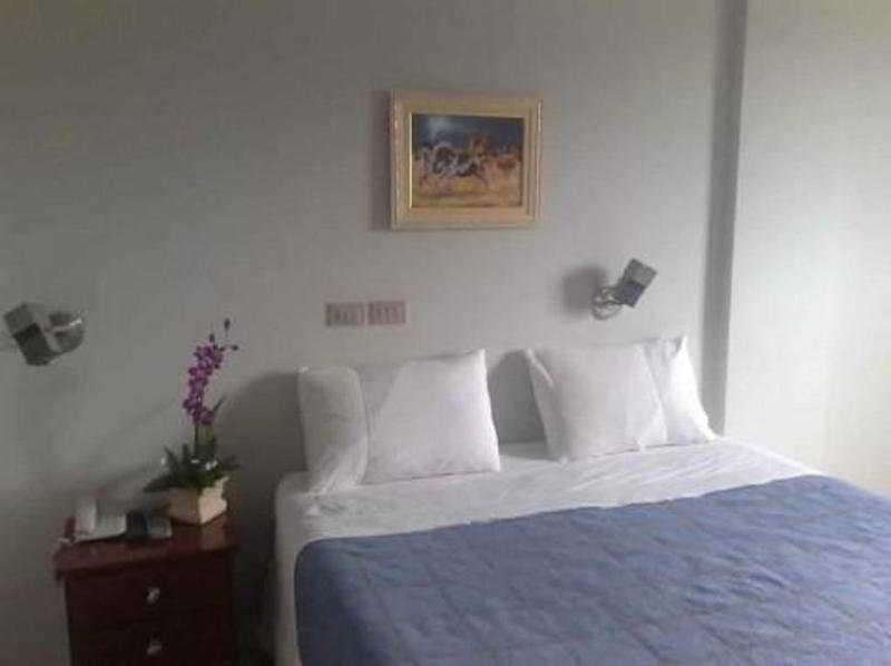 Acropolis Marina Hotel Άνγκρα Ντος Ρέις Εξωτερικό φωτογραφία